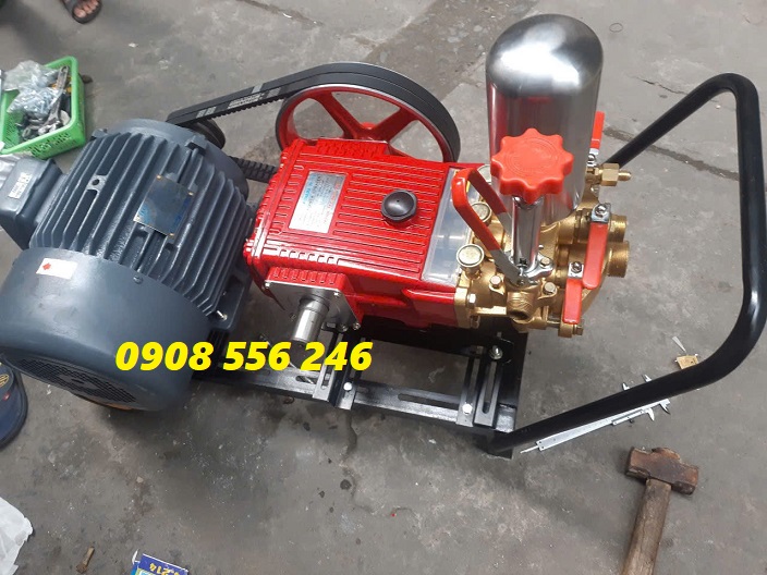 HÌNH ẢNH MÔ TẢ KHI ĐẦU XỊT RÁP VỚI MOTER